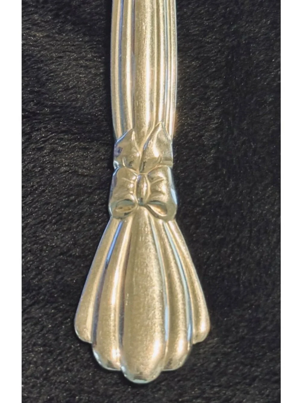 4 Oneida ALEXIS Deluxe Stainless Serving Pieces Glossy Bow Silverware Flatware